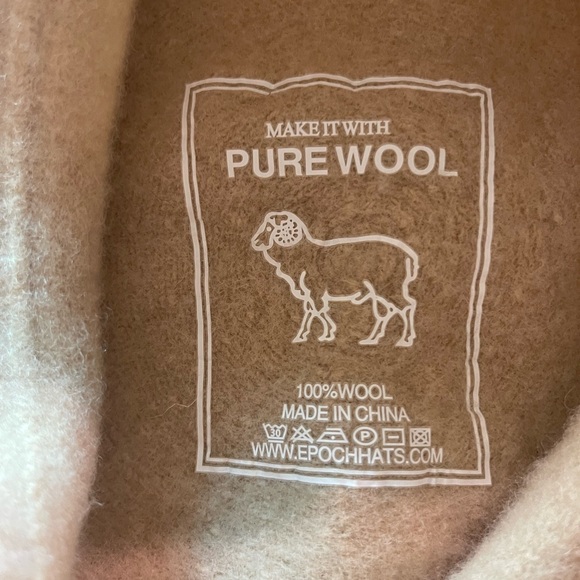 Women’s French Beret  - 100% Wool - Picture 2 of 4